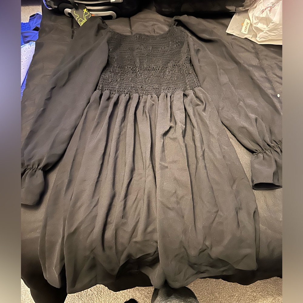 Short long sleeve dress for women